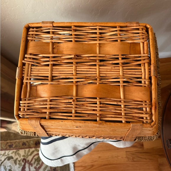 Vintage Wicker and Wood Woven Basket Medium Size with Handles - Picture 7 of 13